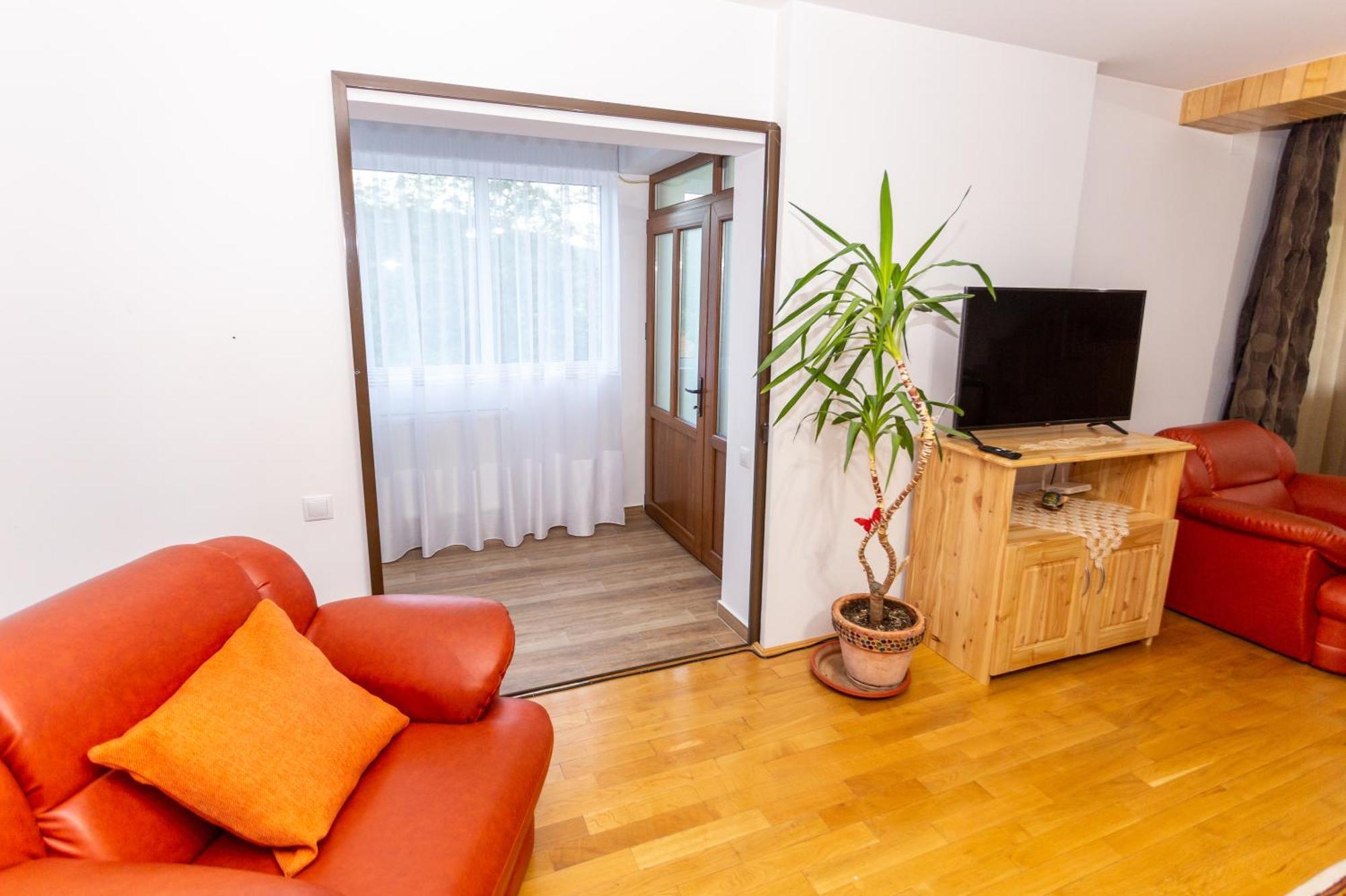 Casa Rumelia Paltineni Екстер'єр фото