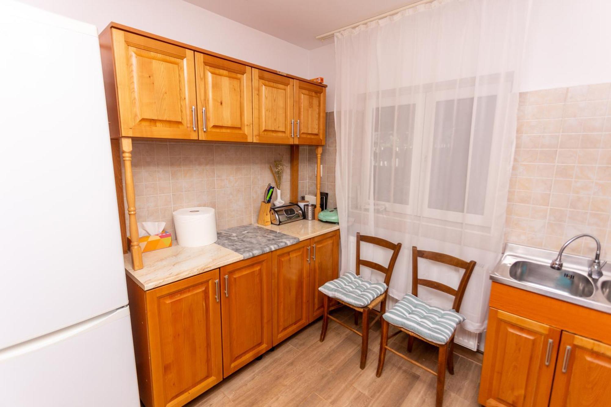 Casa Rumelia Paltineni Екстер'єр фото